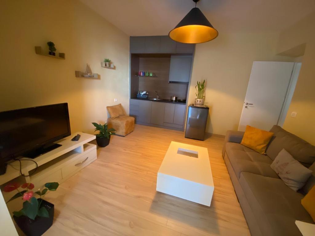 Saranda Beach Apartment Exterior photo